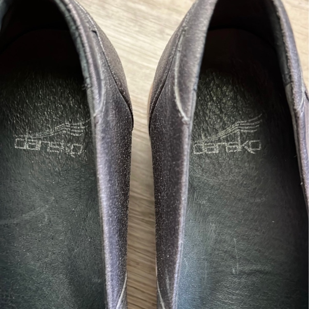 Dansko Julia Metallic Brush Off Womens Size 37 7 Pewter Slip On Clog Shoes - Picture 3 of 5